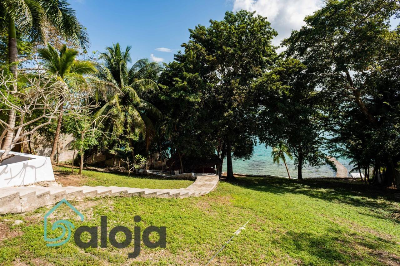 Villa Xtohil With Private Access To The Magic 7 Colors Lagoon باكالار المظهر الخارجي الصورة