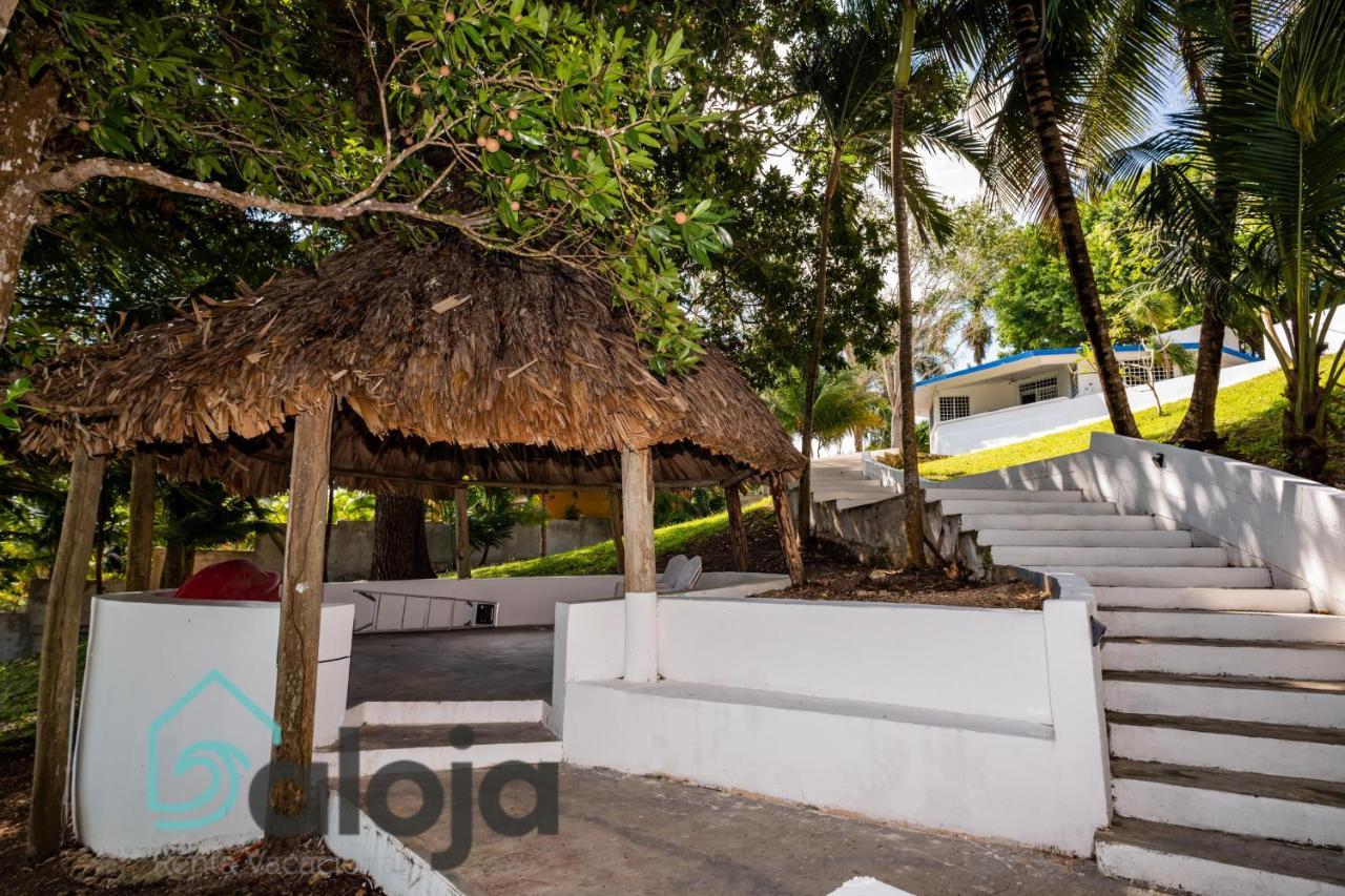 Villa Xtohil With Private Access To The Magic 7 Colors Lagoon باكالار المظهر الخارجي الصورة